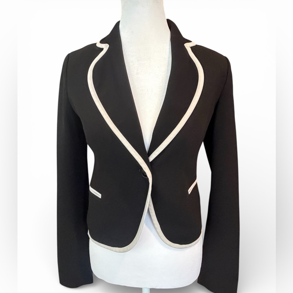 Sarar Black One Button Women's Blazer with‎ White Piping Size 36
